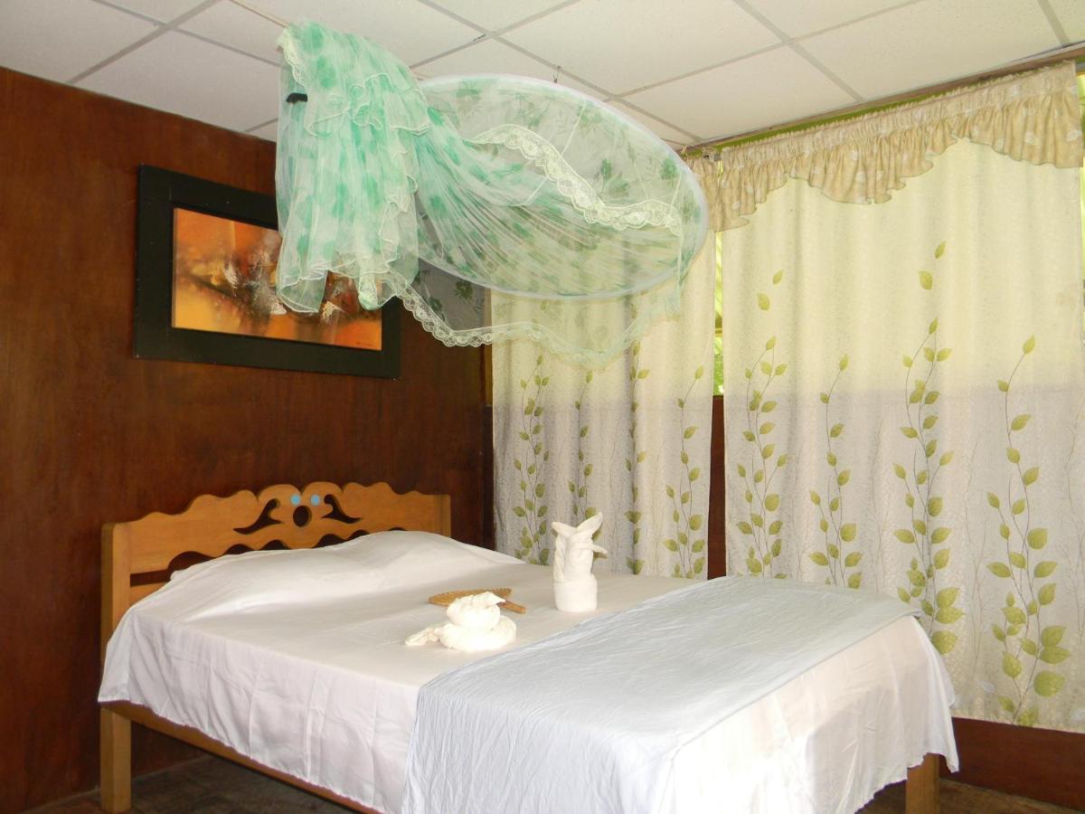 Jacamar Lodge Expeditions Iquitos Exterior foto