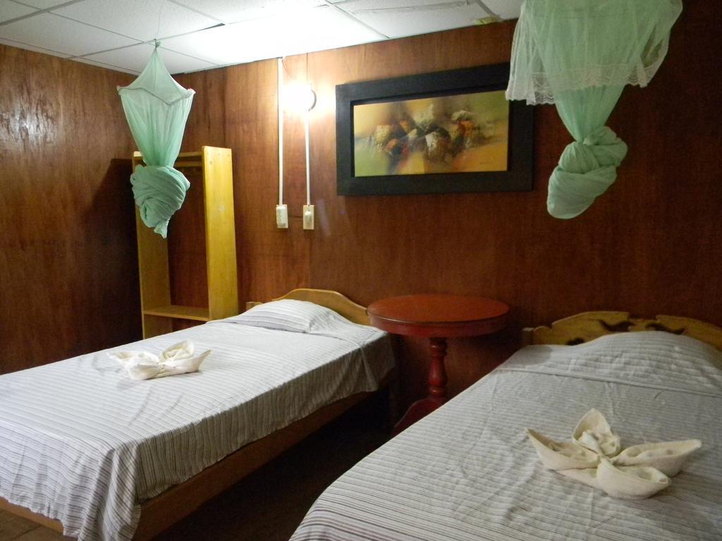 Jacamar Lodge Expeditions Iquitos Exterior foto