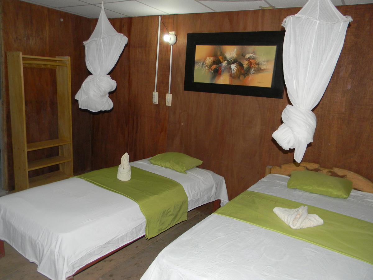 Jacamar Lodge Expeditions Iquitos Exterior foto